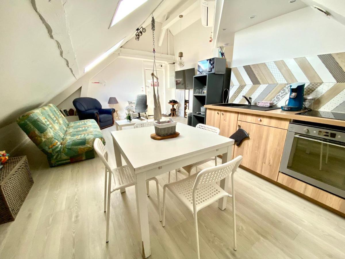 Appartement Vue Sur Les Etoiles Шарлевиль-Мезьер Экстерьер фото